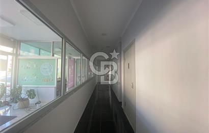Menemen'de Satılık 430 m2 Cadde Üzeri Köşe Dükkan