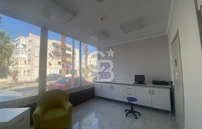 Menemen'de Satılık 430 m2 Cadde Üzeri Köşe Dükkan