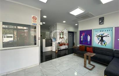 Menemen'de Satılık 430 m2 Cadde Üzeri Köşe Dükkan