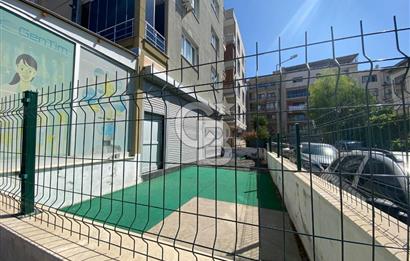 Menemen'de Satılık 430 m2 Cadde Üzeri Köşe Dükkan