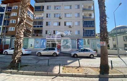 Menemen'de Satılık 430 m2 Cadde Üzeri Köşe Dükkan