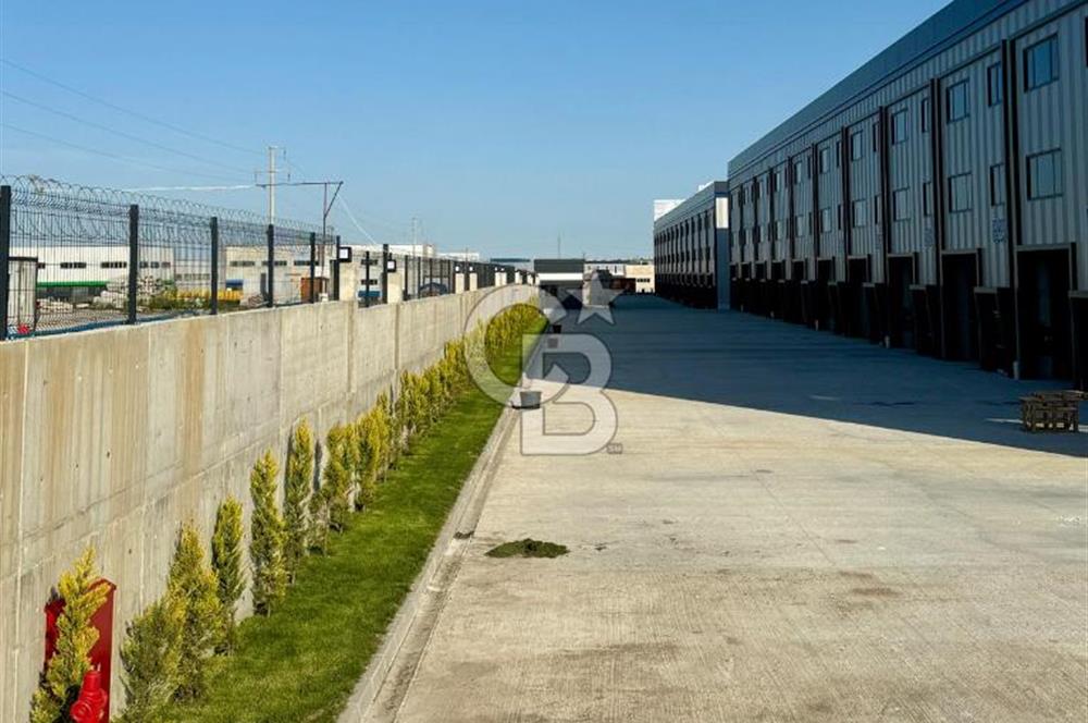 Tekirdağ Kapaklı Karaağaç'ta Sitesinde Kiralık 1050 M2 Atölye
