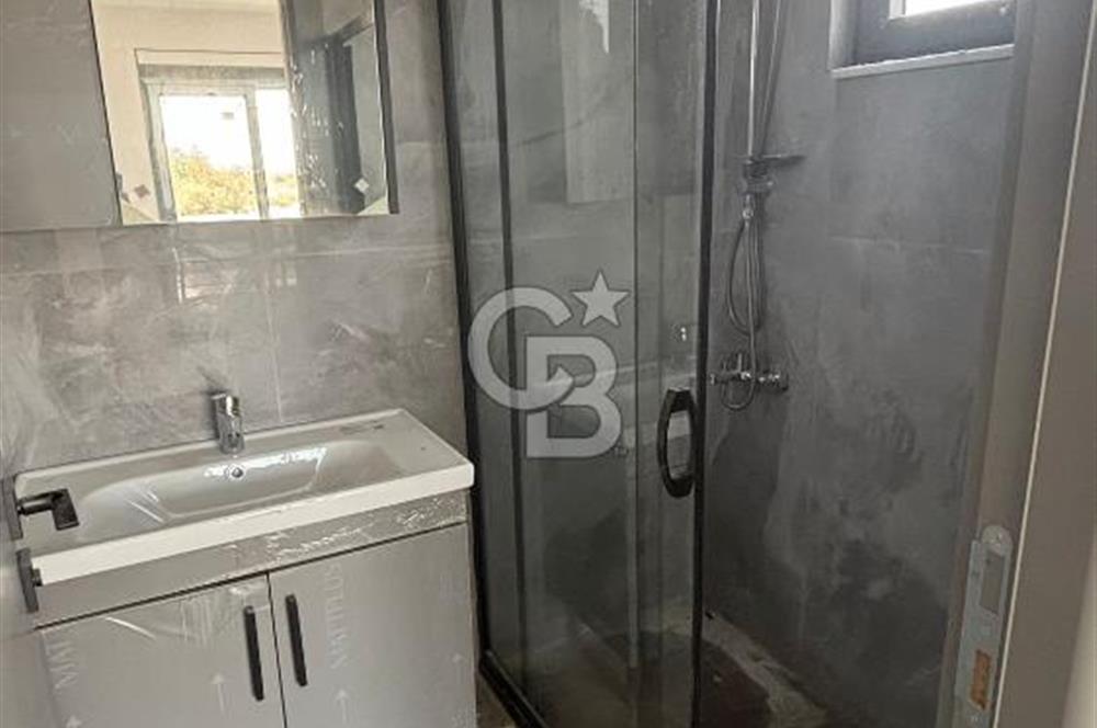 ANTALYA DÖŞEMEALTI SİTE İÇİNDE HAVUZLU ASANSÖRLÜ EBEVEYN BANYOLU 3+1 LÜKS DAİRE