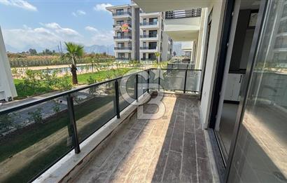 ANTALYA DÖŞEMEALTI SİTE İÇİNDE HAVUZLU ASANSÖRLÜ EBEVEYN BANYOLU 3+1 LÜKS DAİRE