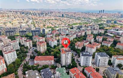 Bahçelievlerde Çift Cepheli, 220 m² Ferah 4+1 Satılık Daire