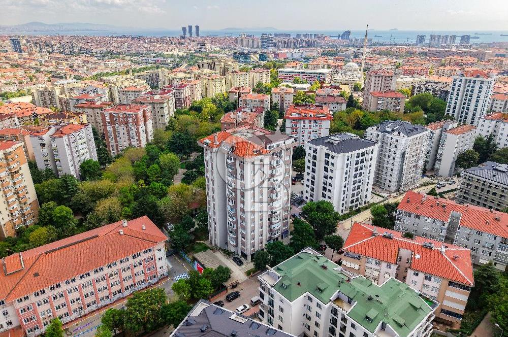 Bahçelievlerde Çift Cepheli, 220 m² Ferah 4+1 Satılık Daire
