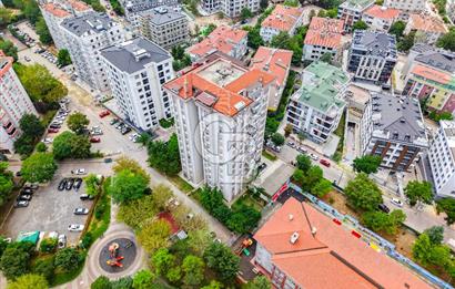 Bahçelievlerde Çift Cepheli, 220 m² Ferah 4+1 Satılık Daire