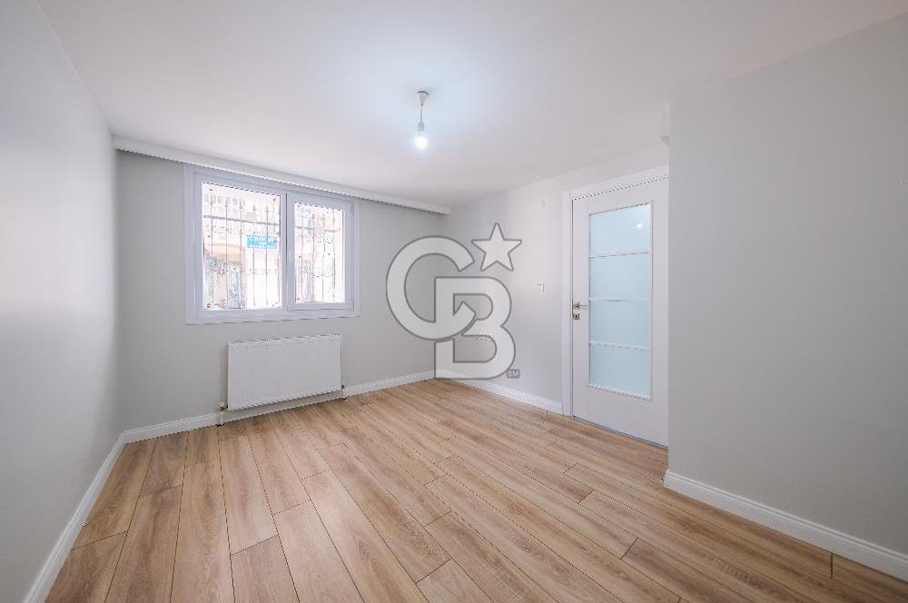 Köşe Konumda, Teraslı Tam Müstakil 3 Katlı Kiralık Bina
