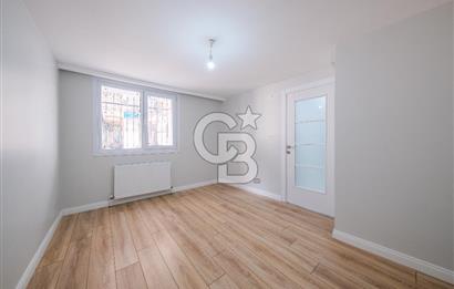 Köşe Konumda, Teraslı Tam Müstakil 3 Katlı Kiralık Bina
