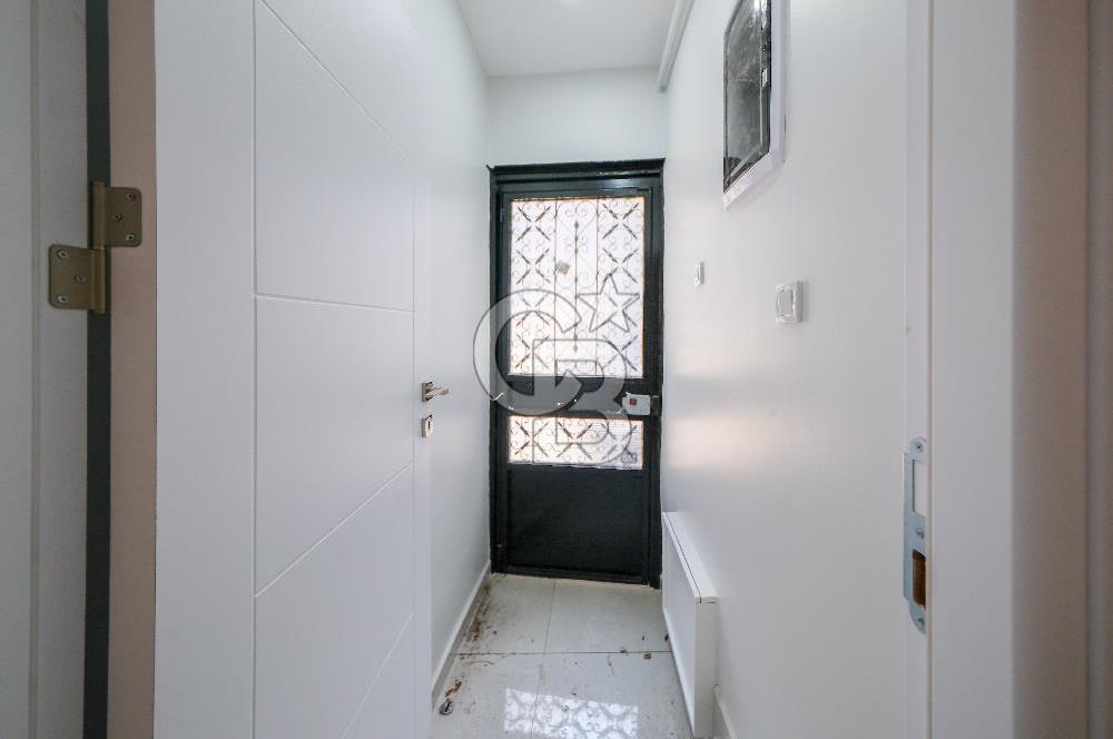 Köşe Konumda, Teraslı Tam Müstakil 3 Katlı Kiralık Bina