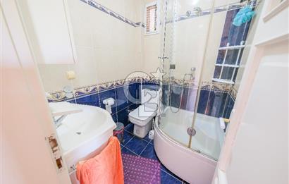 Bahçelievlerde Çift Cepheli, 220 m² Ferah 4+1 Satılık Daire