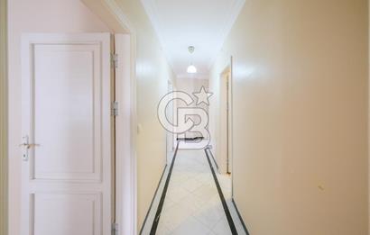 Bahçelievlerde Çift Cepheli, 220 m² Ferah 4+1 Satılık Daire