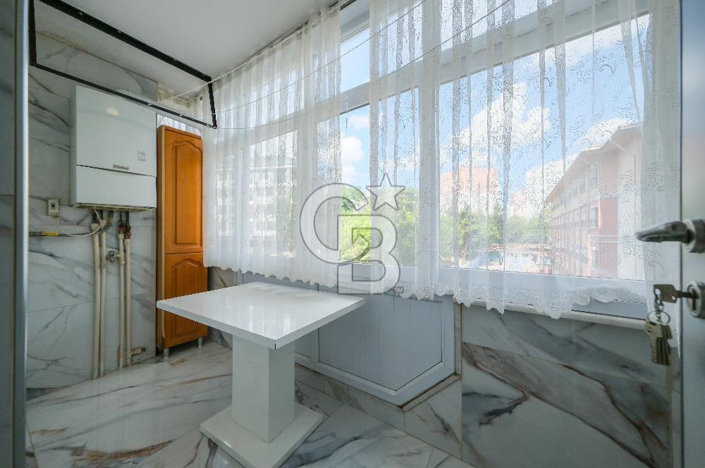 Bahçelievlerde Çift Cepheli, 220 m² Ferah 4+1 Satılık Daire