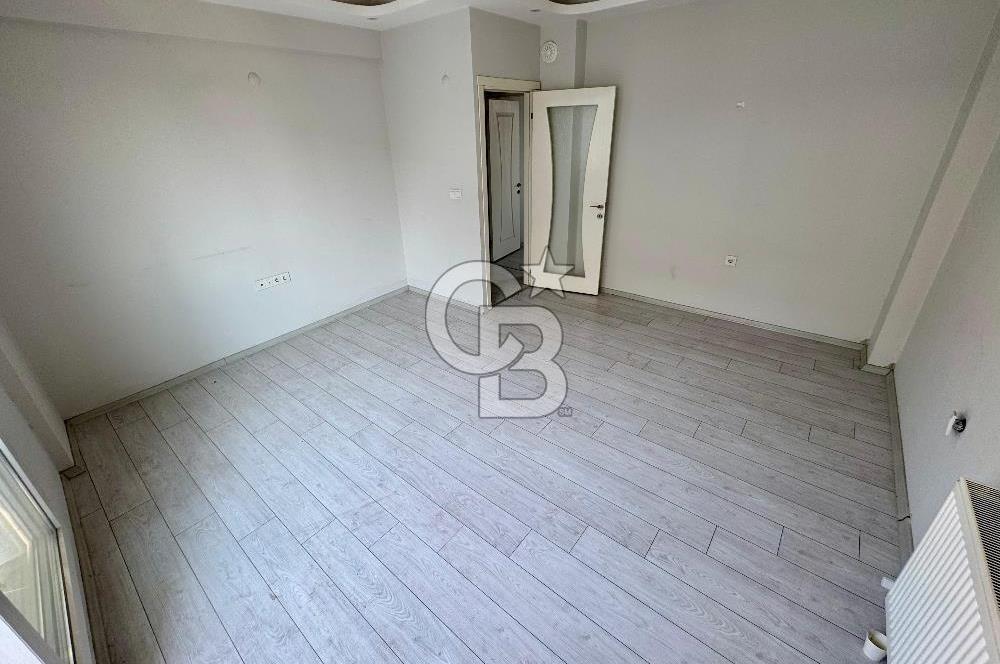 TERAS KULLANIMLI İZBAN YAKINI KAPALI MUTFAKLI 2+1 DAİRE