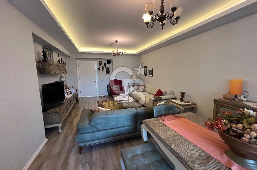 Bornova Goldiva Kuzey’de 3+1 Satılık 186m2 Arakat Daire