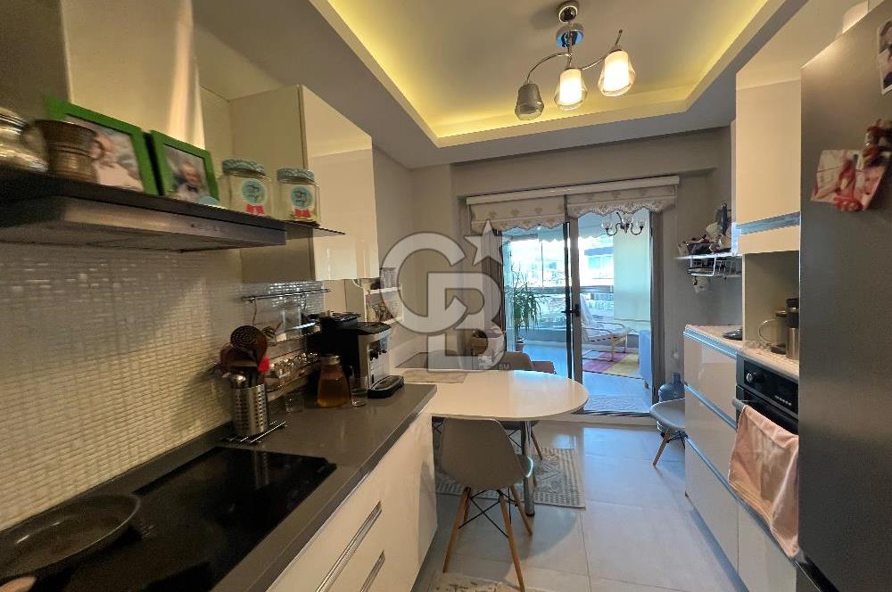 Bornova Goldiva Kuzey’de 3+1 Satılık 186m2 Arakat Daire
