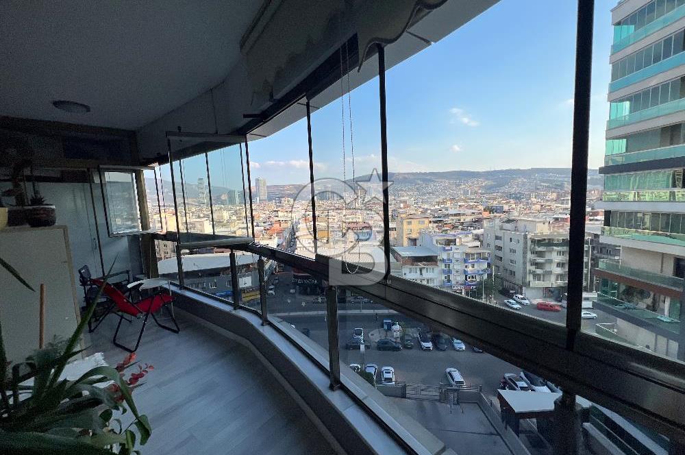 Bornova Goldiva Kuzey’de 3+1 Satılık 186m2 Arakat Daire