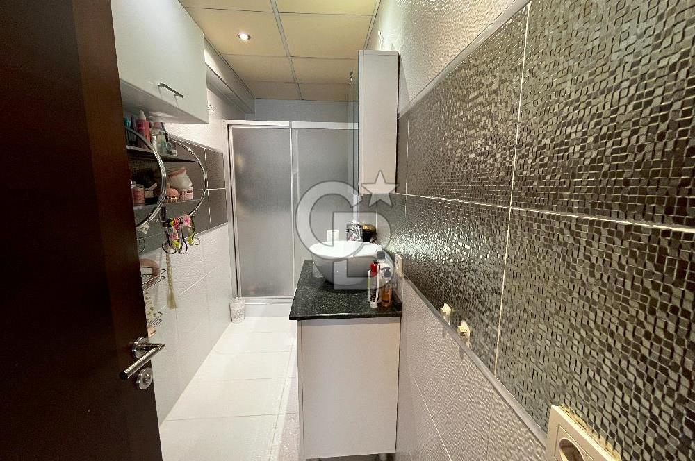KAPALI OTOPARKLI, 13 YILLIK BİNADA, EBEVEYN BANYOLU 165m2 NET 3+1 ARAKAT SATILIK DAİRE