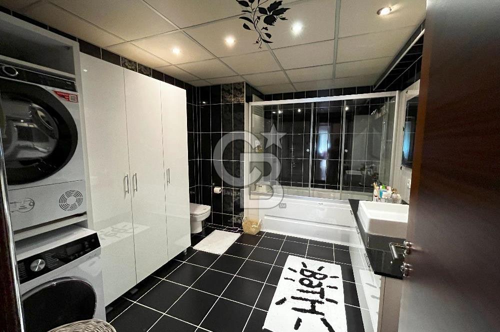 KAPALI OTOPARKLI, 13 YILLIK BİNADA, EBEVEYN BANYOLU 165m2 NET 3+1 ARAKAT SATILIK DAİRE