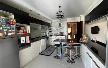 KAPALI OTOPARKLI, 13 YILLIK BİNADA, EBEVEYN BANYOLU 165m2 NET 3+1 ARAKAT SATILIK DAİRE
