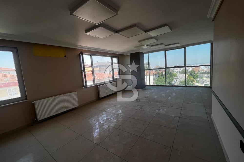 CB BLACK BEŞEVLER METRO İSTASYONU KARŞISI KİRALIK OFİSLER*