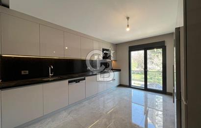 Ataköy Prestij Konakları'nda Çift Cepheli Satılık 3+1 Daire