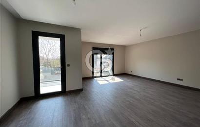 Ataköy Prestij Konakları'nda Çift Cepheli Satılık 3+1 Daire