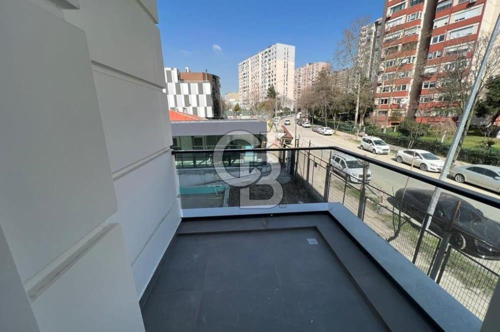 Ataköy Prestij Konakları'nda Çift Cepheli Satılık 3+1 Daire