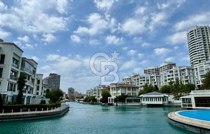 İstanbul Saraylarında Gölet ve Peyzaj Manzaralı Kiralık 1+1