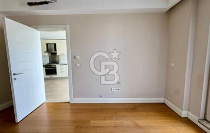 İstanbul Saraylarında Gölet ve Peyzaj Manzaralı Kiralık 1+1