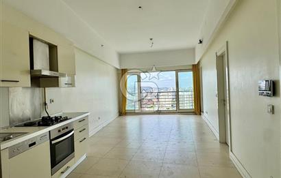 İstanbul Saraylarında Gölet ve Peyzaj Manzaralı Kiralık 1+1