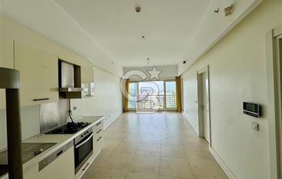 İstanbul Saraylarında Gölet ve Peyzaj Manzaralı Kiralık 1+1