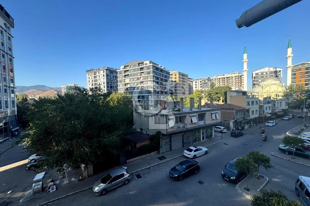 Karşıyaka İmbatlı Mahallesinde Geniş 3+1 Eşyalı Kiralık Daire