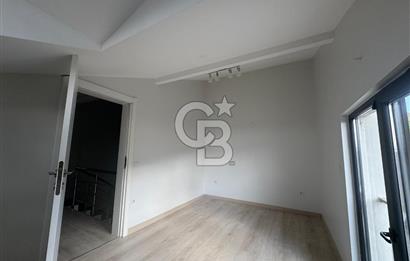 *COLDWELL BANKER*START*MERKEZİ KONUMDA İZOLE BAHÇELİ TRİPLEKS