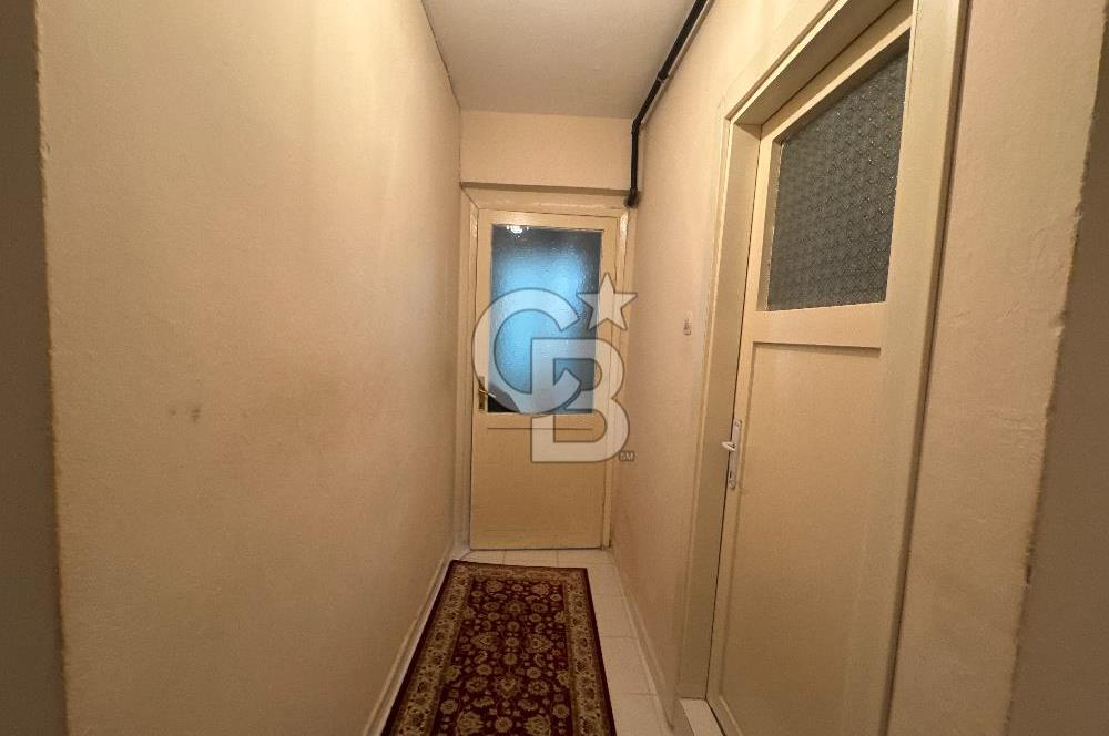 GAZİEMİR YEŞİL MAHALLE'DE MERKEZİ KONUMDA 3+1 SATILIK DAİRE