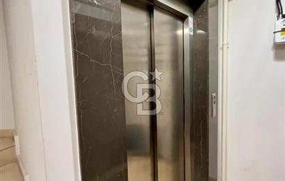 Moda'da yeni binada eşyalı merkezi konum 1+1 daire