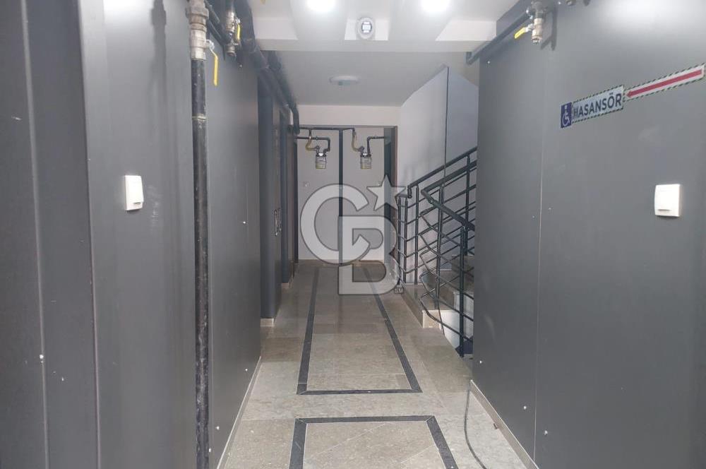 EMEK 18.CADDE 1. KAT ÖN CEPHE BAĞIMSIZ MUTFAKLI SATILIK DAİRE
