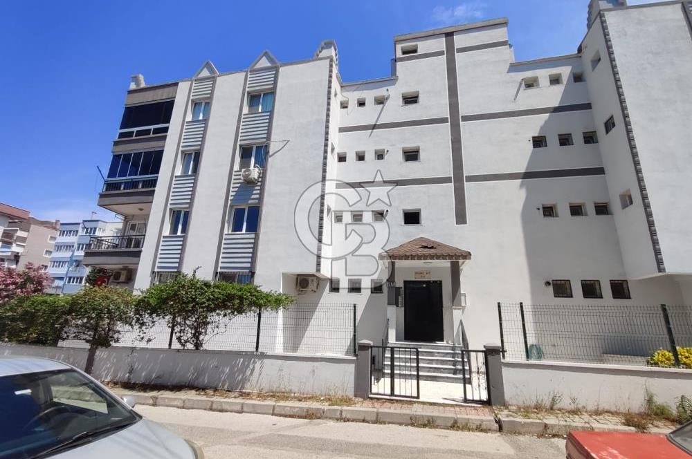 Gaziemir Merkezde Geniş Arakat Satılık Daire