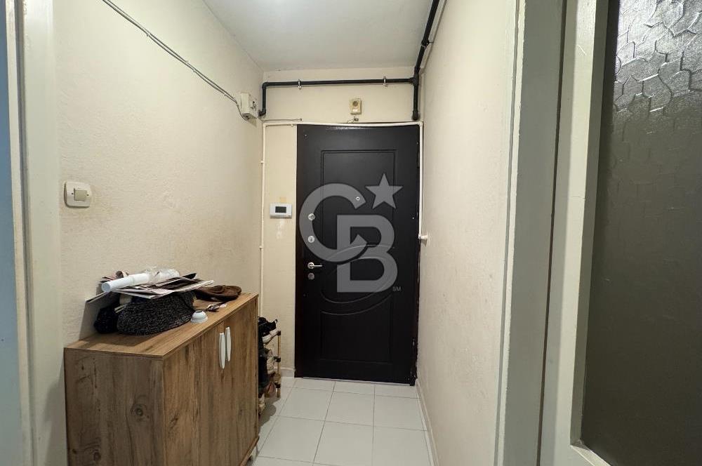 GAZİEMİR YEŞİL MAHALLE'DE MERKEZİ KONUMDA 3+1 SATILIK DAİRE