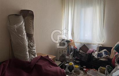 GAZİEMİR YEŞİL MAHALLE'DE MERKEZİ KONUMDA 3+1 SATILIK DAİRE
