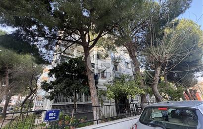 GAZİEMİR YEŞİL MAHALLE'DE MERKEZİ KONUMDA 3+1 SATILIK DAİRE