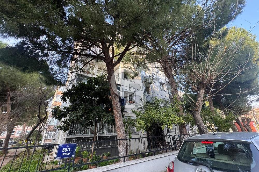 GAZİEMİR YEŞİL MAHALLE'DE MERKEZİ KONUMDA 3+1 SATILIK DAİRE