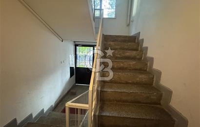 GAZİEMİR YEŞİL MAHALLE'DE MERKEZİ KONUMDA 3+1 SATILIK DAİRE
