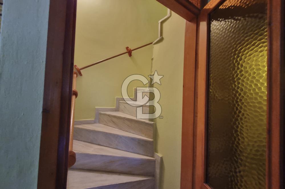 İZMİR, MENDERES,ÖZDERE,ORTA MAH 5+1 SATILIK TRİPLEX VİLLA