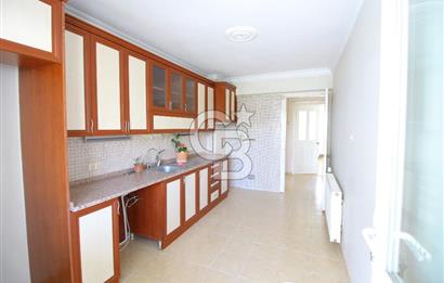 Gaziemir Merkezde Geniş Arakat Satılık Daire