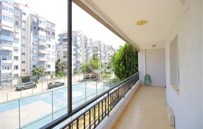Gaziemir Merkezde Geniş Arakat Satılık Daire