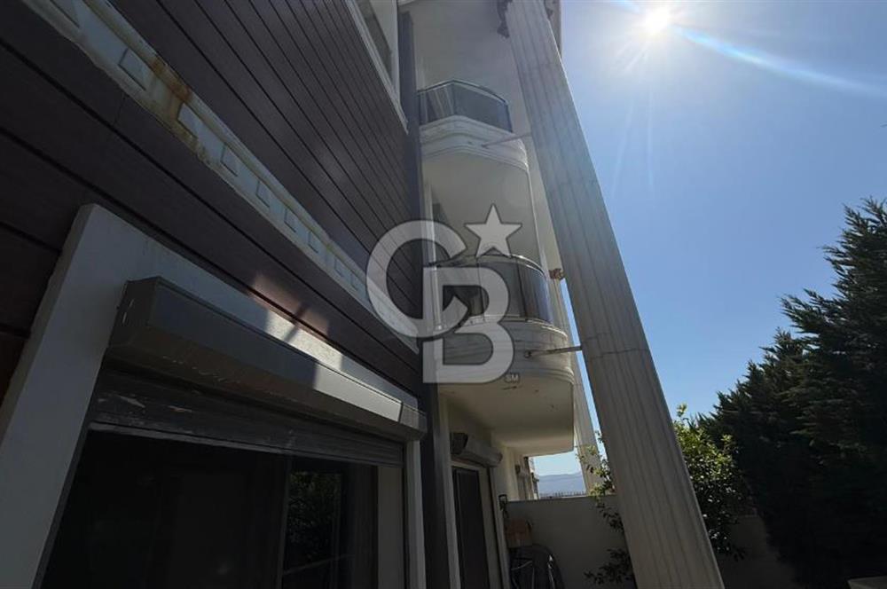 Bornova Atatürk Mah. Homeros Vadisi Manzaralı 7+1 Satılık Villa