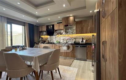 Bornova Atatürk Mah. Homeros Vadisi Manzaralı 7+1 Satılık Villa