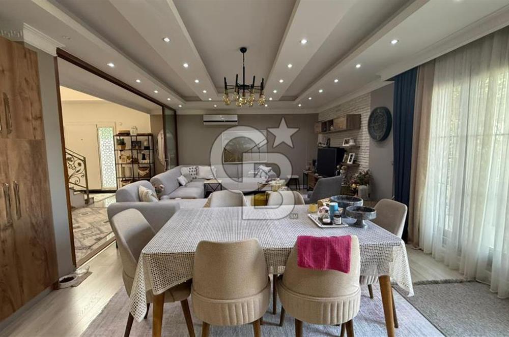 Bornova Atatürk Mah. Homeros Vadisi Manzaralı 7+1 Satılık Villa