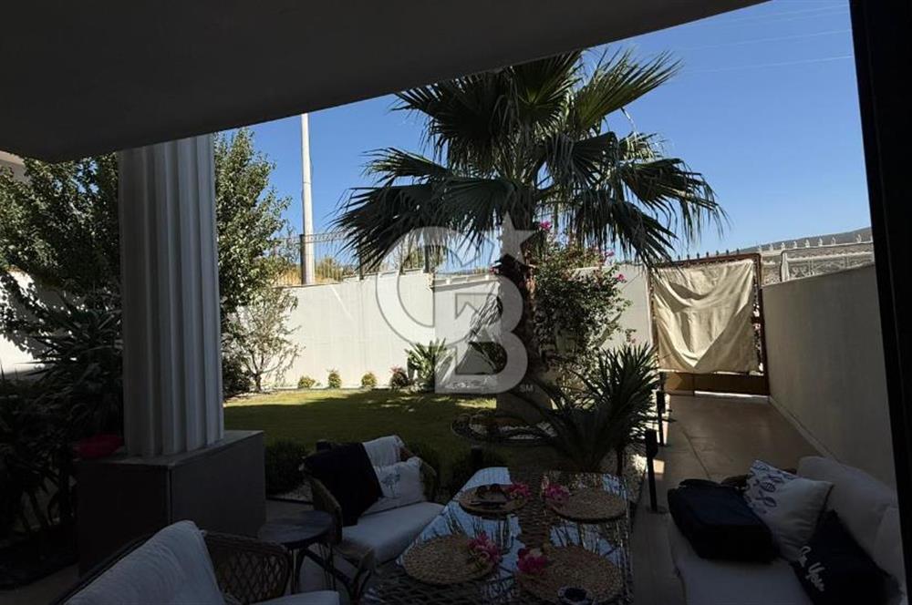 Bornova Atatürk Mah. Homeros Vadisi Manzaralı 7+1 Satılık Villa